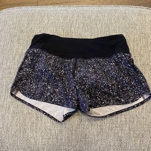 Lululemon Run Times Short (4-way stretch)